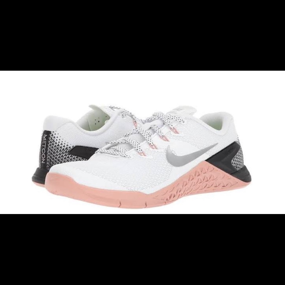 Nike Women's Metcon 4 Training Shoes